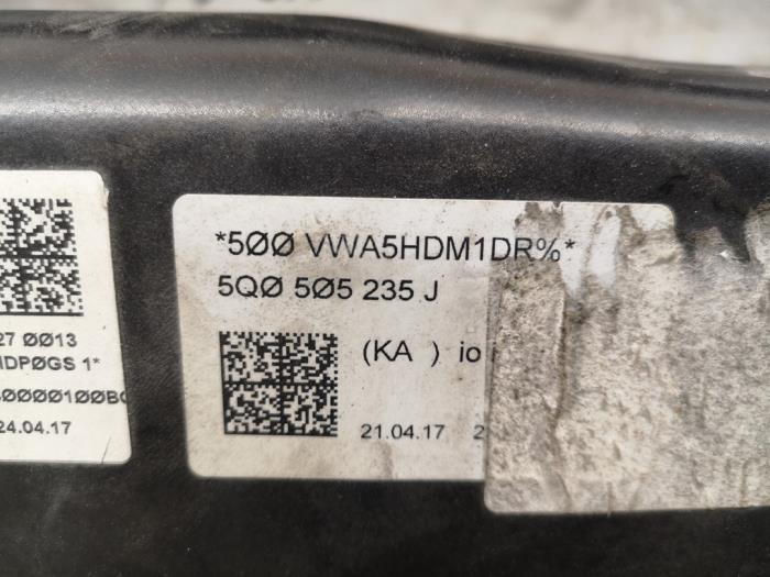 Subframe van een Volkswagen Tiguan 2018