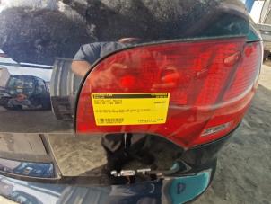 Gebruikte Achterlicht rechts Audi A4 Avant (B7) 1.8 T 20V Prijs € 31,50 Margeregeling aangeboden door Binckhorst BV