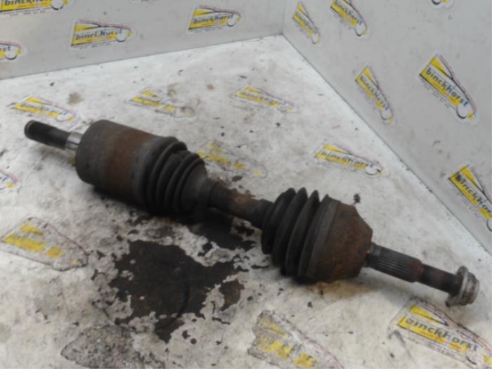 Gebruikte Steekas links-voor Jeep Cherokee/Liberty (KJ) 2.8 CRD 16V Prijs € 99,75 Margeregeling aangeboden door Binckhorst BV