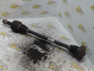 Gebruikte Steekas links-achter Volkswagen Touareg (7LA/7L6) 3.0 TDI V6 24V Prijs € 52,50 Margeregeling aangeboden door Binckhorst BV