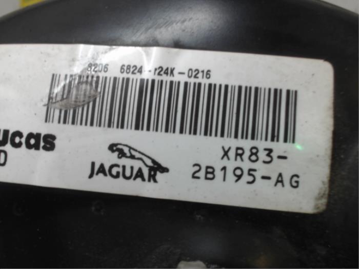 Rembol van een Jaguar S-type (X200) 3.0 V6 24V 2000