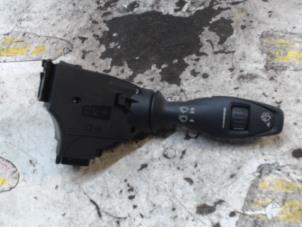 Gebruikte Ruitenwis Schakelaar Ford Fiesta 6 (JA8) 1.0 Ti-VCT 12V 65 Prijs € 21,00 Margeregeling aangeboden door Binckhorst BV