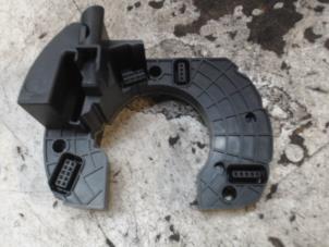 Gebruikte Stuurkolom module Mercedes E (W211) 2.6 E-240 V6 18V Prijs € 31,50 Margeregeling aangeboden door Binckhorst BV