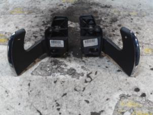 Gebruikte Schakelflipper set Citroen C4 Grand Picasso (UA) 2.0 HDiF 16V 135 Prijs € 26,25 Margeregeling aangeboden door Binckhorst BV