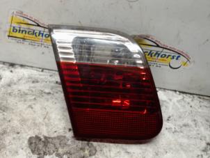 Gebruikte Achterlicht links BMW 3 serie (E46/4) 318i 16V Prijs € 21,00 Margeregeling aangeboden door Binckhorst BV