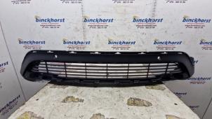 Nieuwe Spoiler voorbumper Mercedes EQB 250 67 kWh Prijs € 63,53 Inclusief btw aangeboden door Binckhorst BV