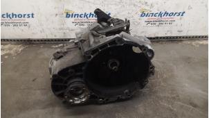 Gebruikte Versnellingsbak Volkswagen Passat (3C2) 2.0 TDI 140 Prijs € 210,00 Margeregeling aangeboden door Binckhorst BV