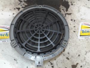 Gebruikte Luidspreker Citroen C4 Grand Picasso (3A) 1.6 BlueHDI 120 Prijs € 21,00 Margeregeling aangeboden door Binckhorst BV