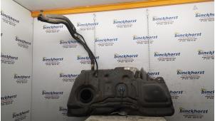 Gebruikte Brandstoftank Peugeot 308 SW (4E/H) 1.6 VTI 16V Prijs € 42,00 Margeregeling aangeboden door Binckhorst BV