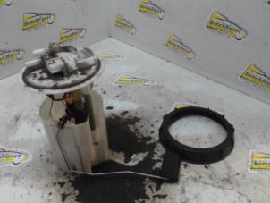 Gebruikte Brandstofpomp Elektrisch Renault Megane III Berline (BZ) 1.5 dCi 110 Prijs € 42,00 Margeregeling aangeboden door Binckhorst BV