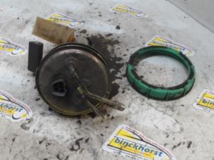 Gebruikte Tank element Pomp Toyota Corolla (E11) 1.6 16V Prijs € 36,75 Margeregeling aangeboden door Binckhorst BV