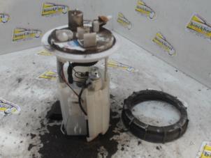 Gebruikte Tank element Pomp Mitsubishi Space Star (A0) 1.0 12V Prijs € 42,00 Margeregeling aangeboden door Binckhorst BV
