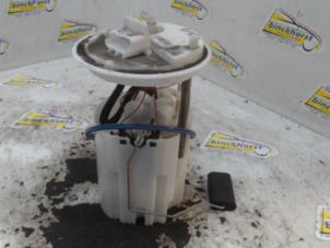 Gebruikte Tank element Pomp Opel Corsa D 1.2 16V Prijs € 42,00 Margeregeling aangeboden door Binckhorst BV