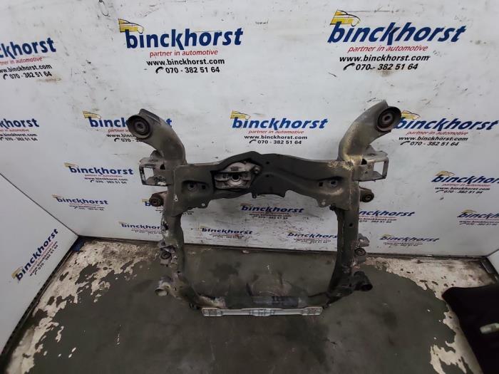 Gebruikte Subframe Opel Zafira (M75) 1.8 16V Ecotec Prijs € 52,50 Margeregeling aangeboden door Binckhorst BV