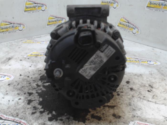 Dynamo van een Audi A4 Cabrio (B7) 2.0 TFSI 20V 2007