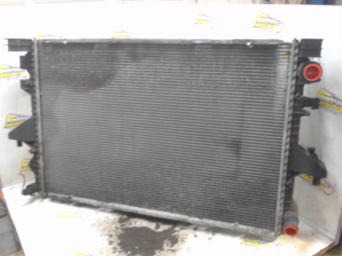 Gebruikte Radiateur Volkswagen Multivan T5 (7E/7HC/7HF/7HM) 2.5 TDi Prijs € 42,00 Margeregeling aangeboden door Binckhorst BV