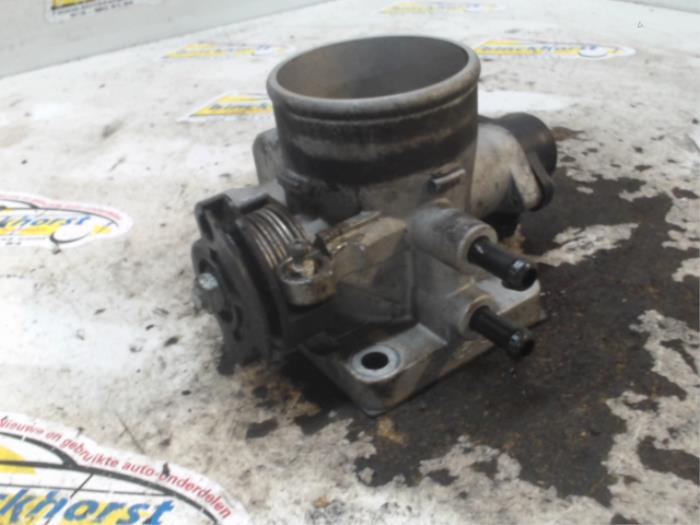 Gebruikte Gasklephuis Kia Rio II (DE) 1.4 16V Prijs € 31,50 Margeregeling aangeboden door Binckhorst BV