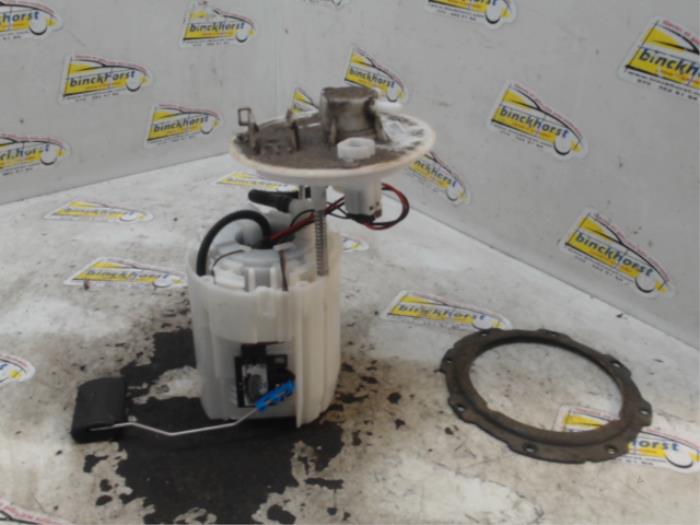 Gebruikte Tank element Pomp Kia Rio III (UB) 1.2 CVVT 16V Prijs € 21,00 Margeregeling aangeboden door Binckhorst BV