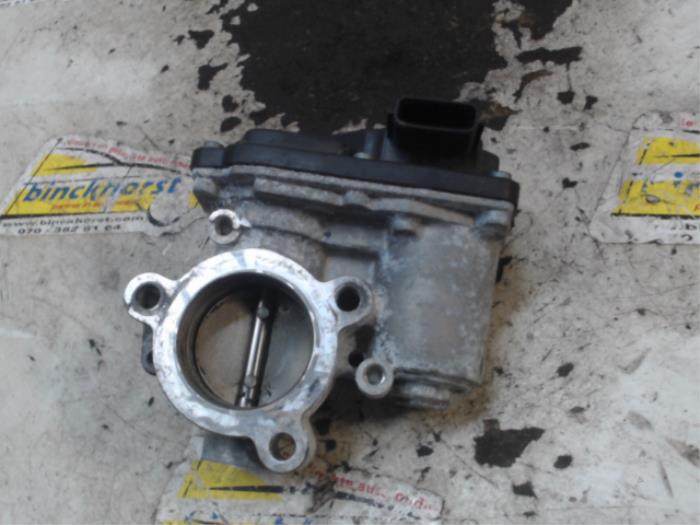 Gasklephuis van een Dacia Sandero II 1.0 Sce 75 12V 2019