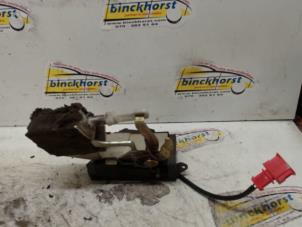 Gebruikte Achterklep Slotmechaniek Seat Alhambra (7V8/9) 1.9 TDi 115 Prijs € 21,00 Margeregeling aangeboden door Binckhorst BV