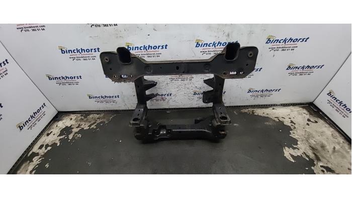 Gebruikte Subframe Jeep Grand Cherokee (WH/WK) 6.1 SRT-8 Prijs € 204,75 Margeregeling aangeboden door Binckhorst BV
