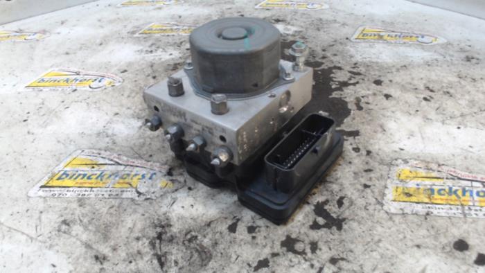 Gebruikte ABS Pomp Dacia Logan MCV II/III/Sandero Wagon 0.9 TCE 12V Prijs € 131,25 Margeregeling aangeboden door Binckhorst BV