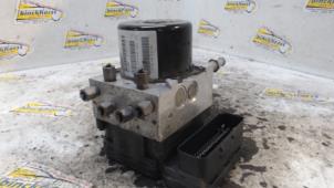 Gebruikte ABS Pomp Jeep Grand Cherokee (WH/WK) 6.1 SRT-8 Prijs € 262,50 Margeregeling aangeboden door Binckhorst BV