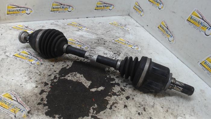 Gebruikte Steekas links-voor Mini Mini (F56) 1.2 12V One Prijs € 131,25 Margeregeling aangeboden door Binckhorst BV