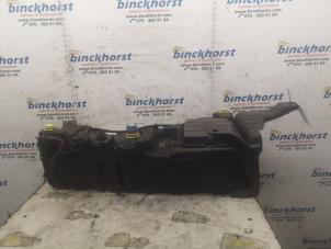 Gebruikte Tank adblue Citroen C4 Grand Picasso (3A) 1.6 BlueHDI 120 Prijs € 367,50 Margeregeling aangeboden door Binckhorst BV