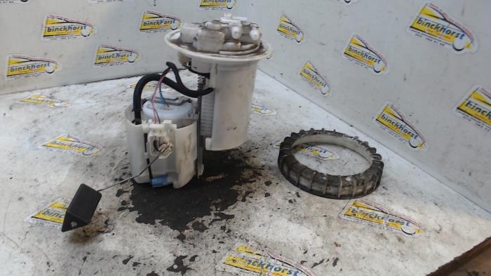 Gebruikte Tank element Pomp Toyota Auris (E15) 1.8 16V HSD Full Hybrid Prijs € 52,50 Margeregeling aangeboden door Binckhorst BV
