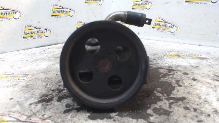 Gebruikte Servopomp Ford Fiesta 5 (JD/JH) 1.3 Prijs € 52,50 Margeregeling aangeboden door Binckhorst BV