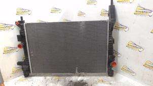 Gebruikte Radiateur Ford Focus 3 1.0 Ti-VCT EcoBoost 12V 125 Prijs € 47,25 Margeregeling aangeboden door Binckhorst BV