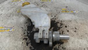 Gebruikte Hoofdremcilinder Fiat Doblo Cargo (263) 1.6 D Multijet Prijs € 21,00 Margeregeling aangeboden door Binckhorst BV