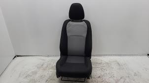 Gebruikte Stoel rechts Toyota Yaris III (P13) 1.5 16V Hybrid Prijs € 105,00 Margeregeling aangeboden door Binckhorst BV