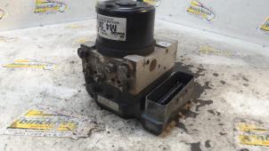 Gebruikte ABS Pomp Hyundai Tucson (JM) 2.7 V6 24V 4x4 Autom. Prijs € 157,50 Margeregeling aangeboden door Binckhorst BV