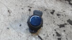 Gebruikte Parkeersensor Tesla Model S 85D Prijs € 42,00 Margeregeling aangeboden door Binckhorst BV