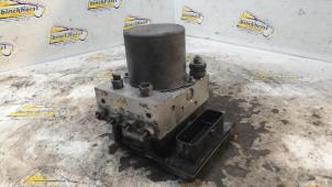 Gebruikte ABS Pomp Nissan NV 200 (M20M) 1.6 16V Prijs € 210,00 Margeregeling aangeboden door Binckhorst BV