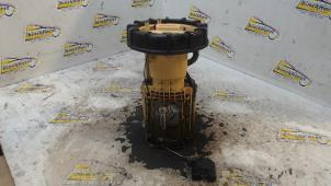 Gebruikte Tank element Pomp Volkswagen Transporter T5 1.9 TDi Prijs € 42,00 Margeregeling aangeboden door Binckhorst BV