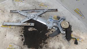 Gebruikte Ruitmechaniek 4Deurs links-voor Chevrolet Matiz 0.8 S,SE Prijs € 31,50 Margeregeling aangeboden door Binckhorst BV