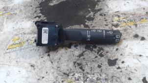 Gebruikte Schakelaar Ruitenwisser Opel Zafira Tourer (P12) 1.6 CDTI 16V ecoFLEX 136 Prijs € 15,75 Margeregeling aangeboden door Binckhorst BV