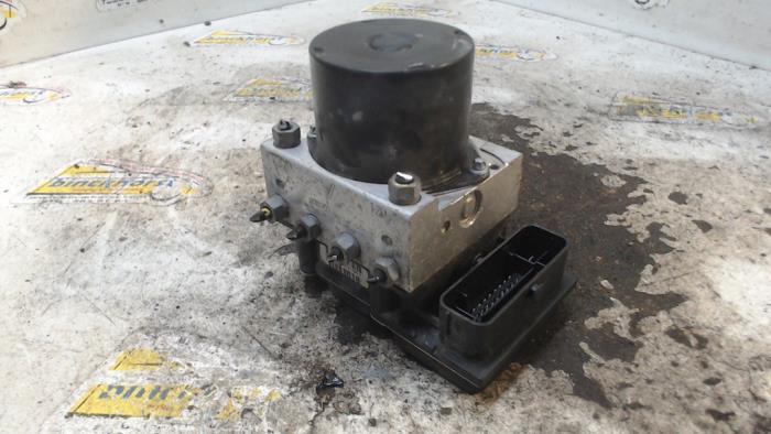 Gebruikte ABS Pomp Skoda Fabia II (5J) 1.4i 16V Prijs € 72,45 Margeregeling aangeboden door Binckhorst BV