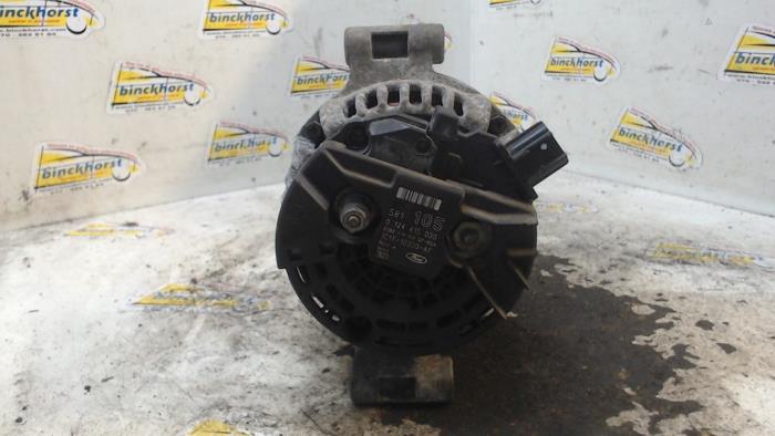 Dynamo van een Ford Transit 2.0 TDdi 16V 260S 2005