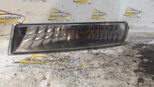 Gebruikte Pinker links Opel Movano (4A1; 4A2; 4B2; 4B3; 4C2; 4C3) 2.5 CDTI 16V DPF Prijs € 10,50 Margeregeling aangeboden door Binckhorst BV