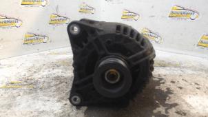 Gebruikte Dynamo Opel Movano (4A1; 4A2; 4B2; 4B3; 4C2; 4C3) 2.5 CDTI 16V DPF Prijs € 42,00 Margeregeling aangeboden door Binckhorst BV