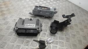 Gebruikte Contactslot + computer Fiat Doblo Cargo (263) 1.6 D Multijet Prijs € 183,75 Margeregeling aangeboden door Binckhorst BV