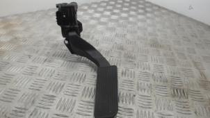 Gebruikte Gaspedaal Chevrolet Suburban 5.3 V8 FlexFuel 4x4 Prijs € 42,00 Margeregeling aangeboden door Binckhorst BV