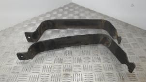 Gebruikte Tank Band Chevrolet Suburban 5.3 V8 FlexFuel 4x4 Prijs € 31,50 Margeregeling aangeboden door Binckhorst BV