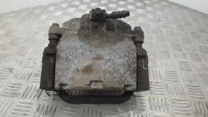 Gebruikte Remklauw (Tang) links-achter Chevrolet Suburban 5.3 V8 FlexFuel 4x4 Prijs € 63,00 Margeregeling aangeboden door Binckhorst BV