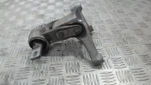 Gebruikte Motorsteun Tesla Model S 85D Prijs € 26,25 Margeregeling aangeboden door Binckhorst BV