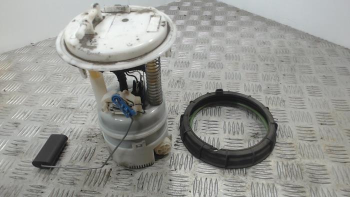 Gebruikte Tank element Pomp Citroen DS3 Cabrio (SB) 1.6 16V VTi 120 Prijs € 42,00 Margeregeling aangeboden door Binckhorst BV